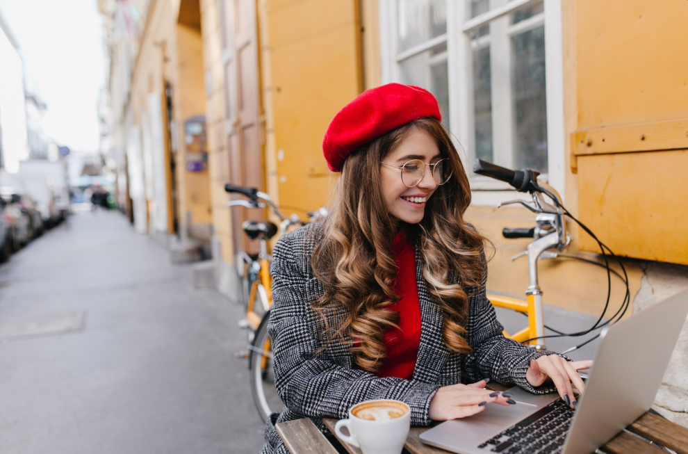 Freier Content Creator